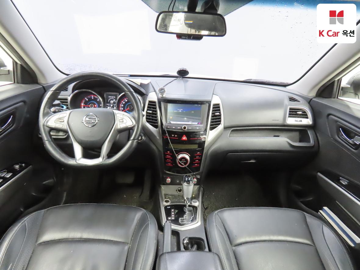 KG Mobility Tivoli 2016 - Image 3