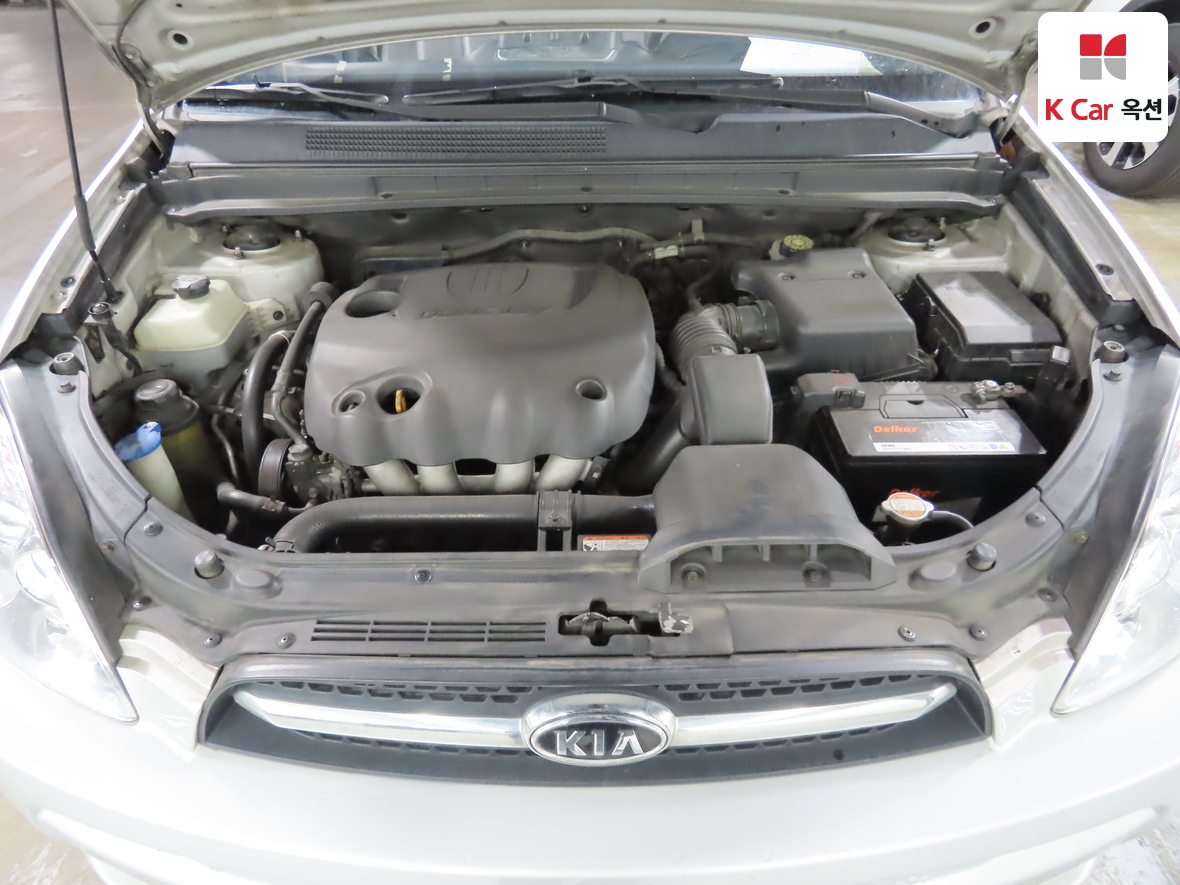 Kia Carens 2008 - Image 31