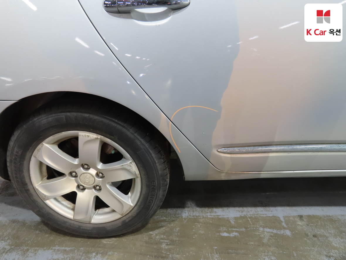 Kia Carens 2008 - Image 40