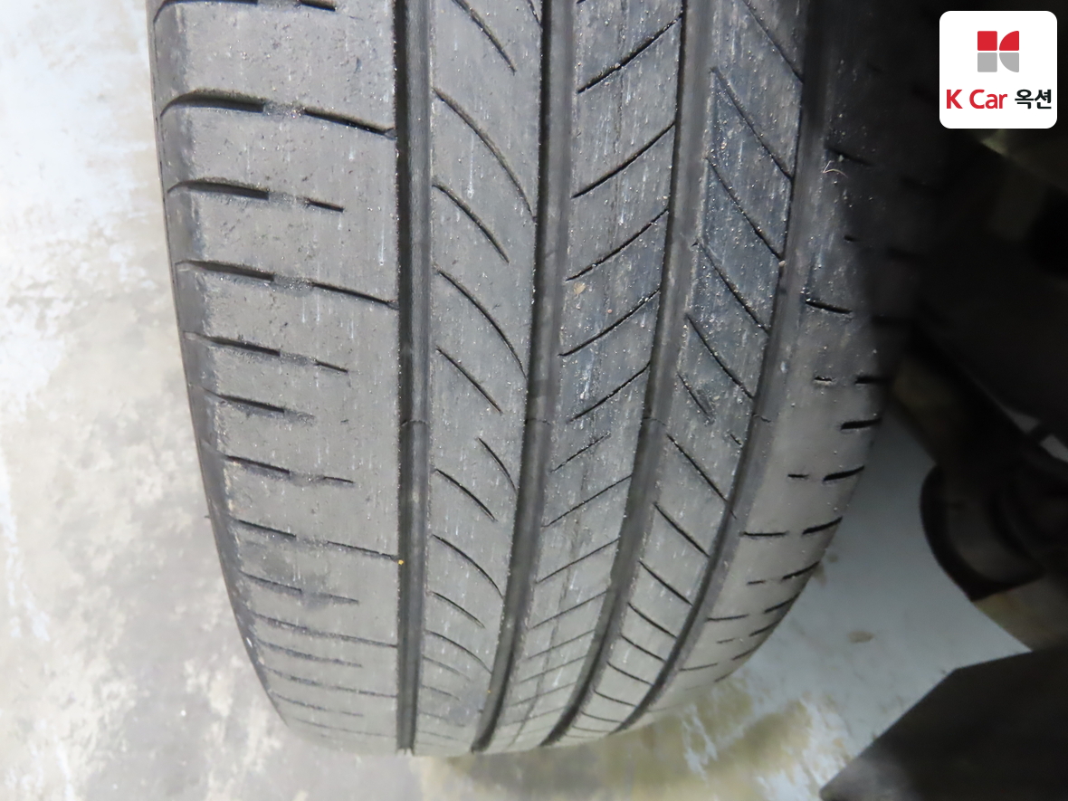 Kia Carens 2008 - Image 30