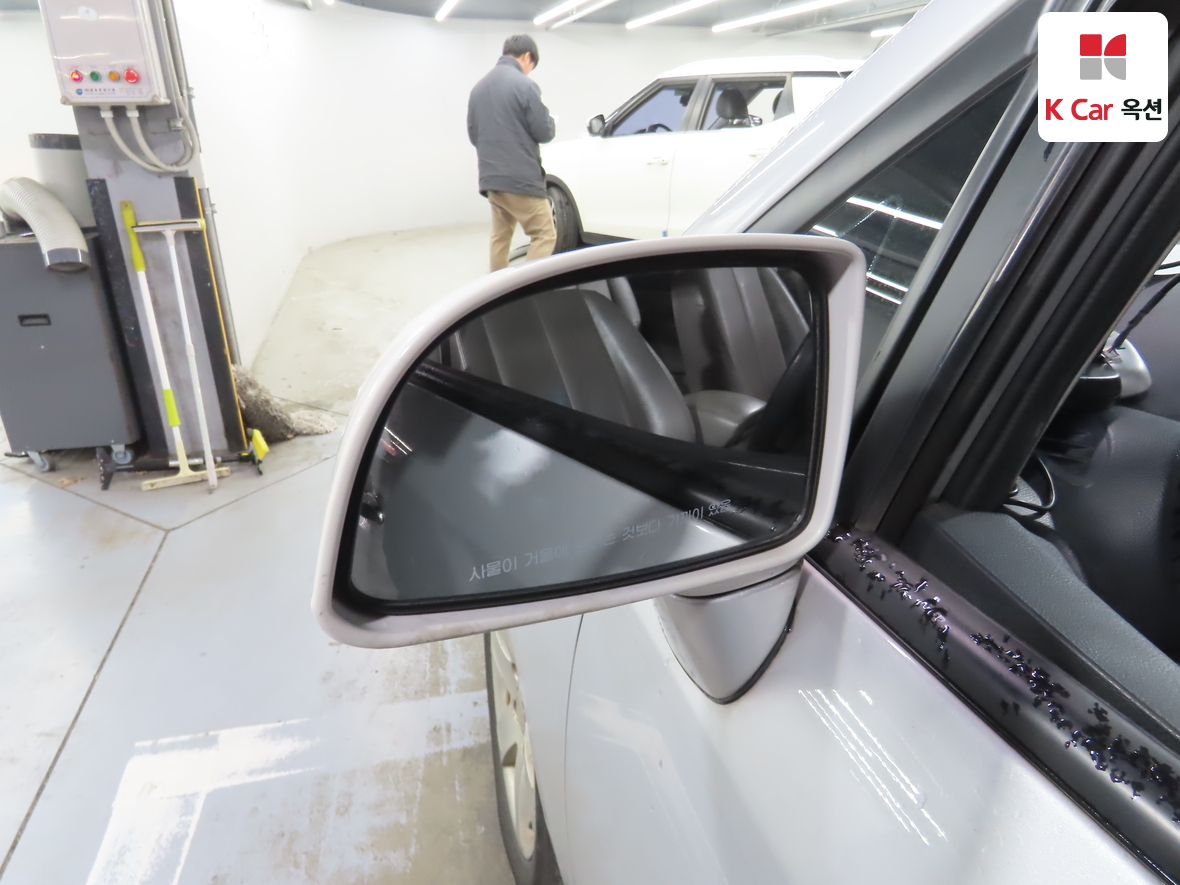 Kia Carens 2008 - Image 20