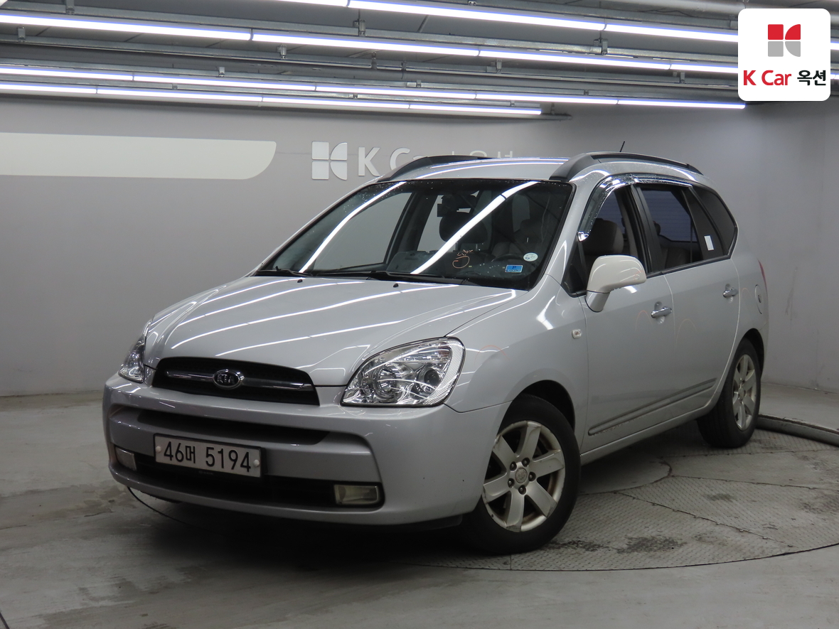 Kia Carens 2008 - Image 1