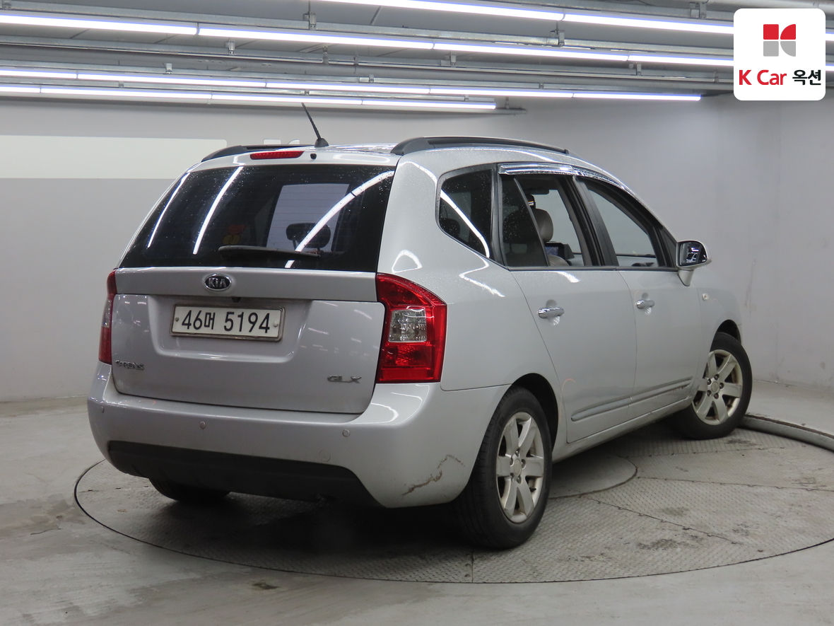 Kia Carens 2008 - Image 2