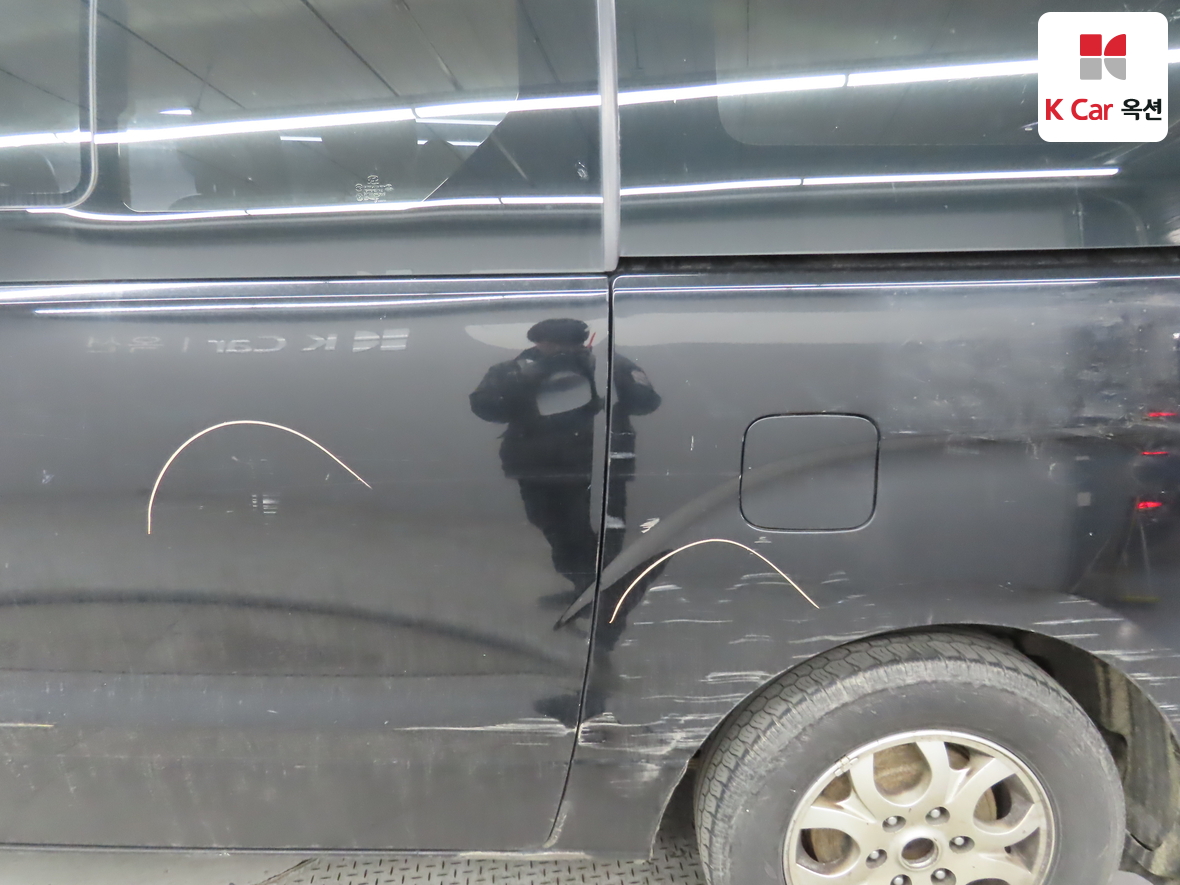 Hyundai Grand Starex 2013 - Image 35