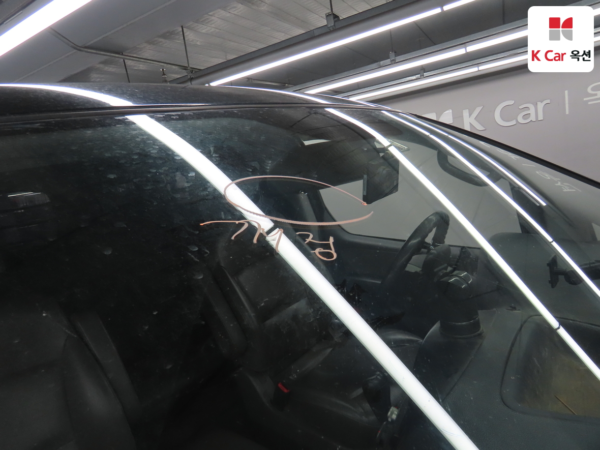 Hyundai Grand Starex 2013 - Image 31