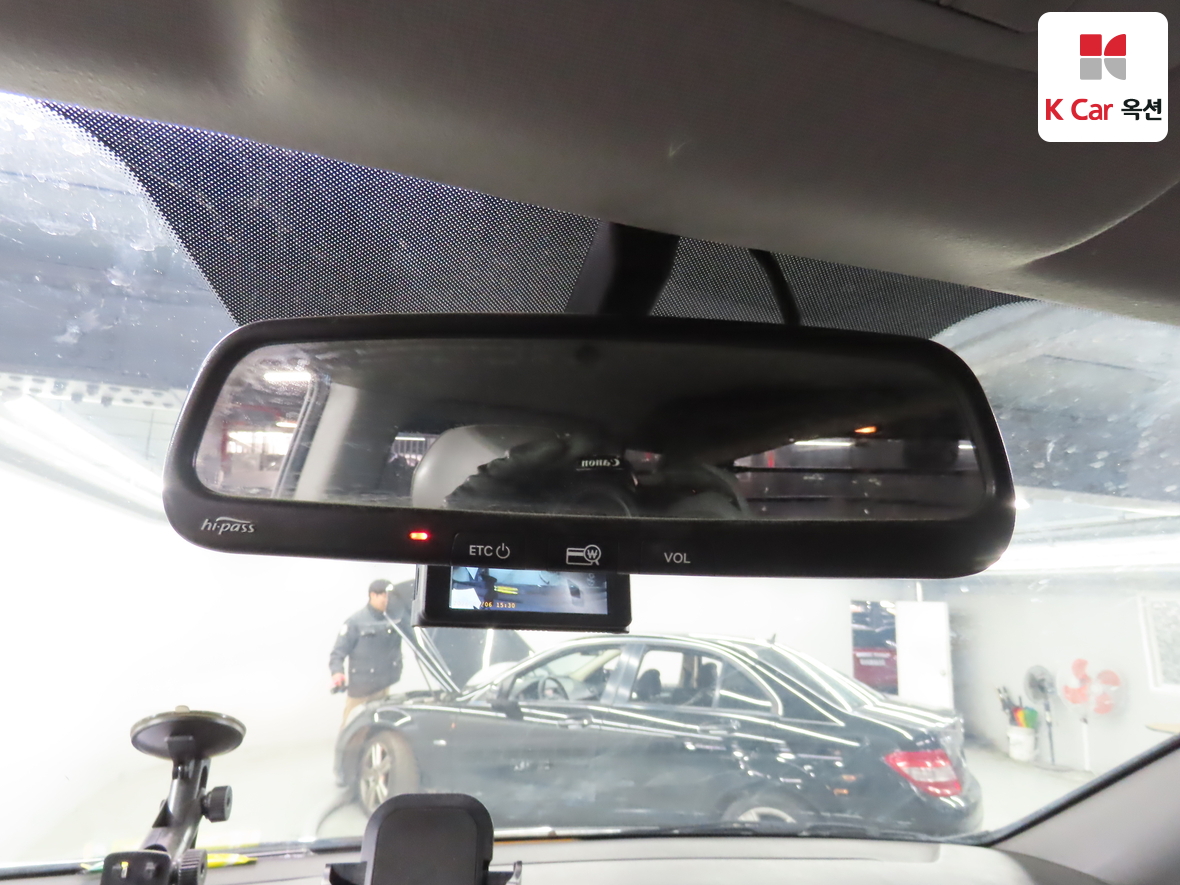 Hyundai Grand Starex 2013 - Image 13