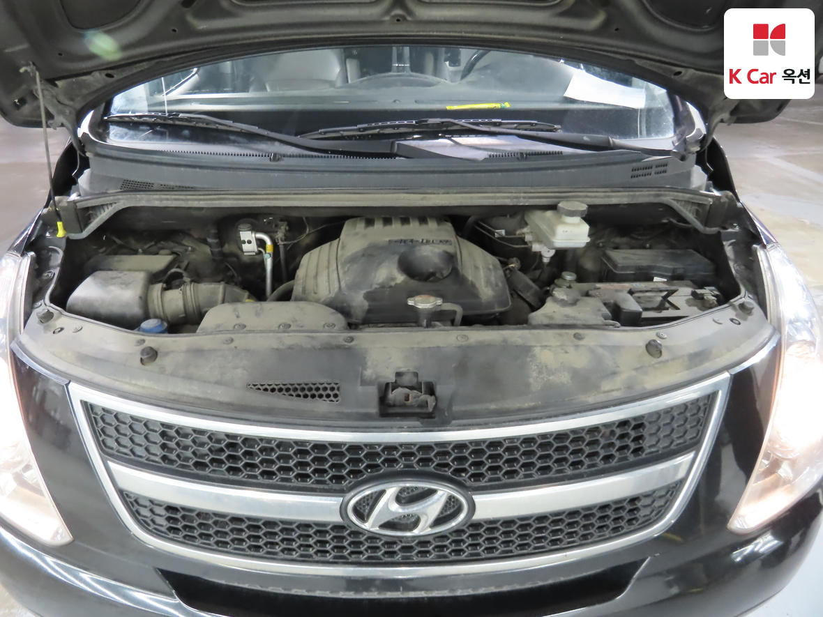 Hyundai Grand Starex 2013 - Image 30