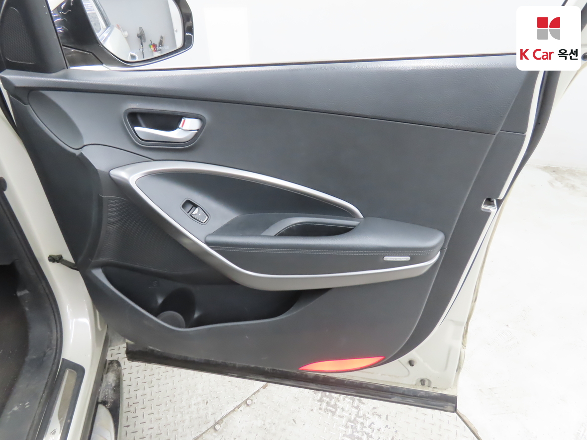 هيونداي سانتافي 2015 - صورة 28