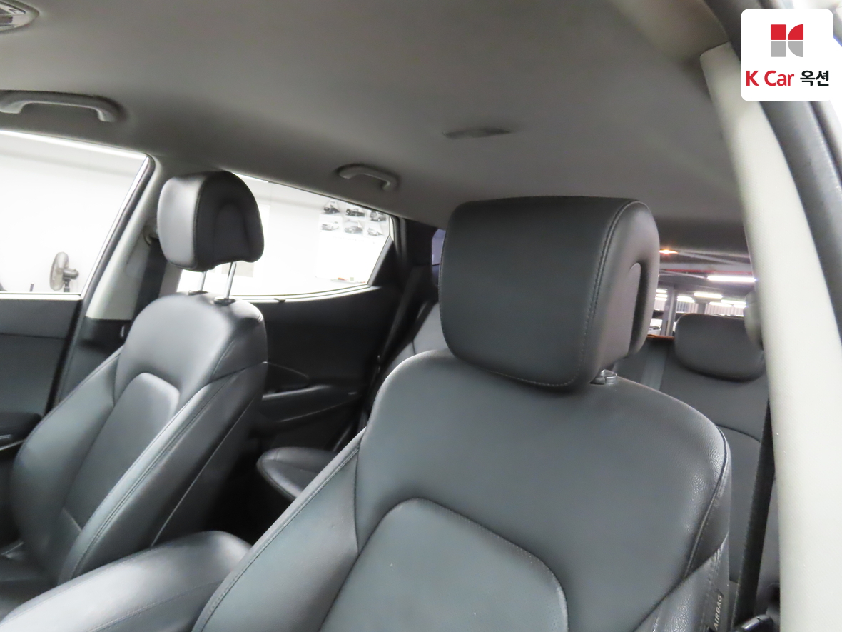 هيونداي سانتافي 2015 - صورة 19