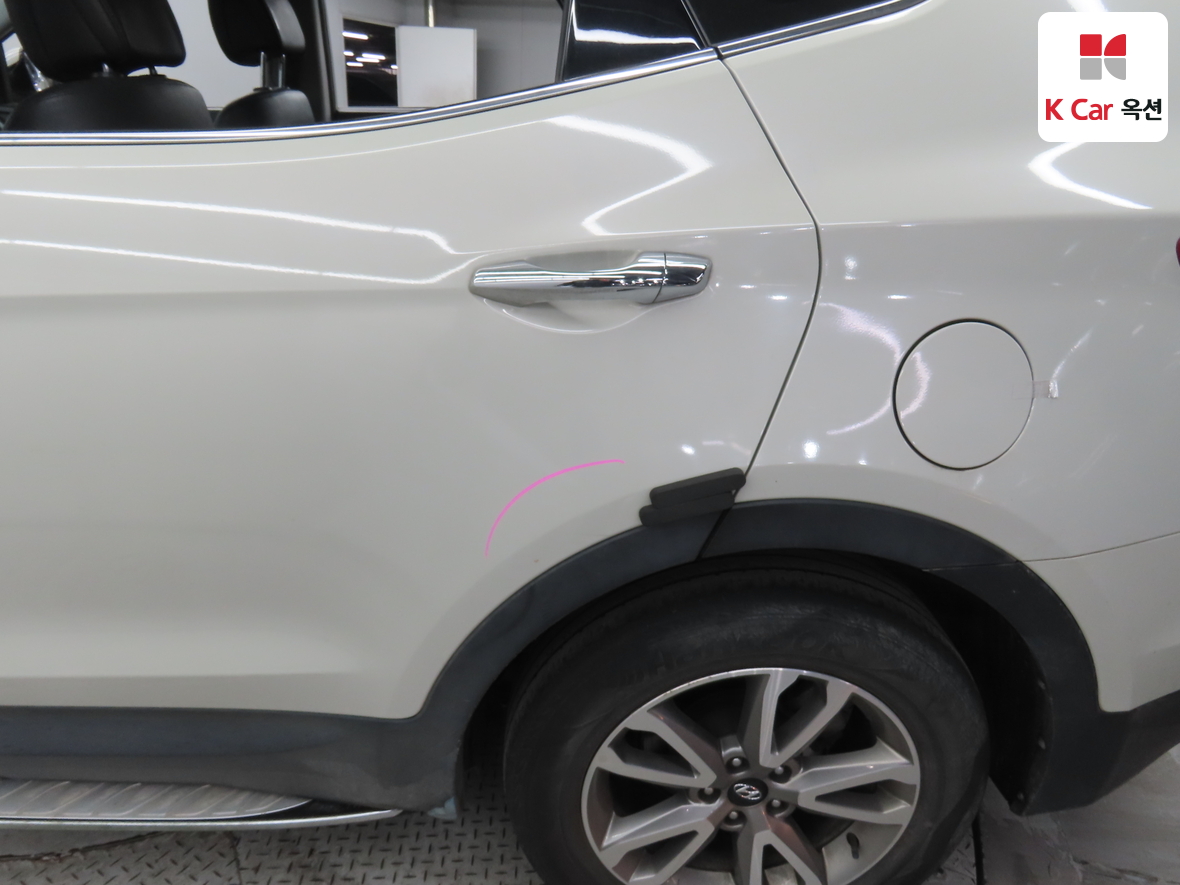 هيونداي سانتافي 2015 - صورة 38