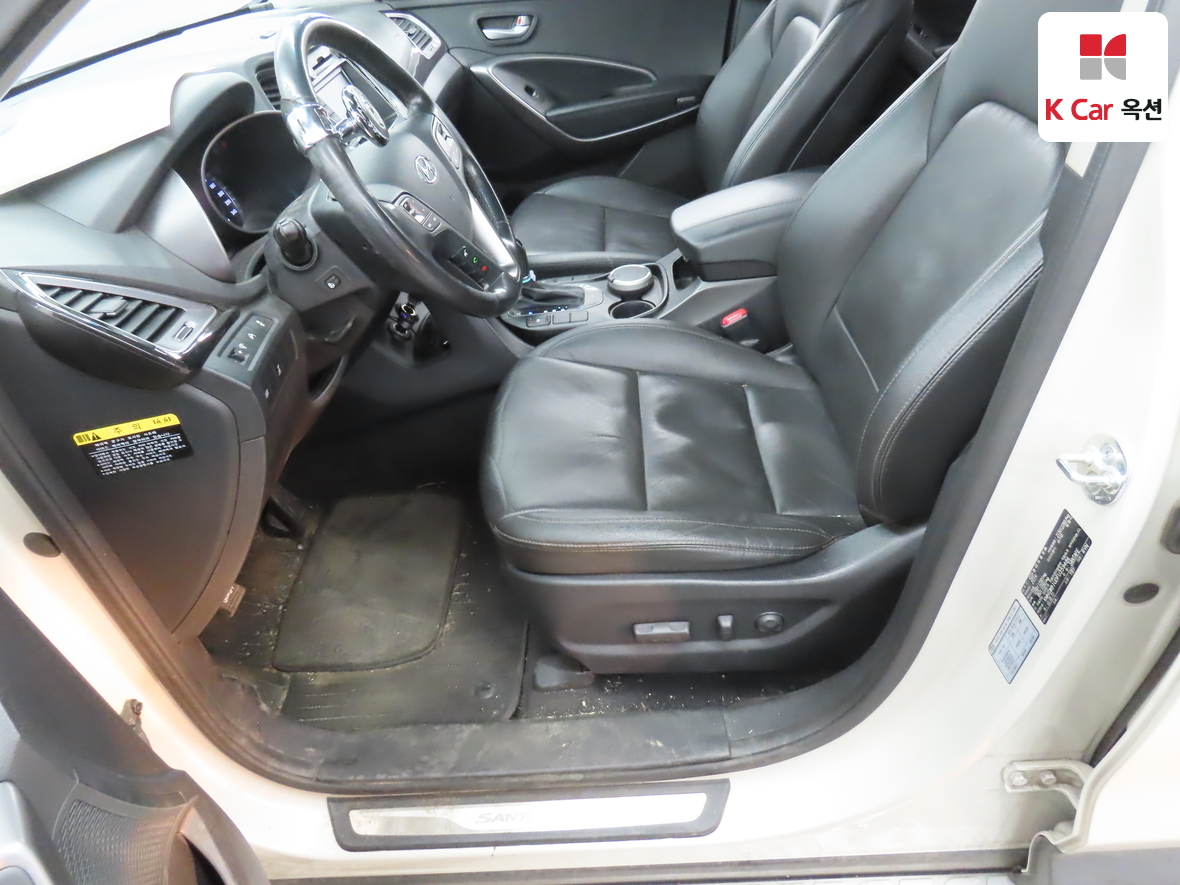 هيونداي سانتافي 2015 - صورة 18