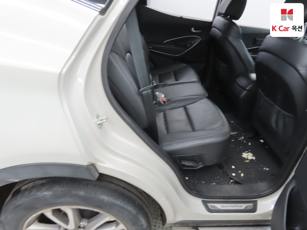 هيونداي سانتافي 2015 - صورة 27