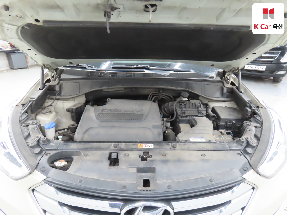 هيونداي سانتافي 2015 - صورة 32