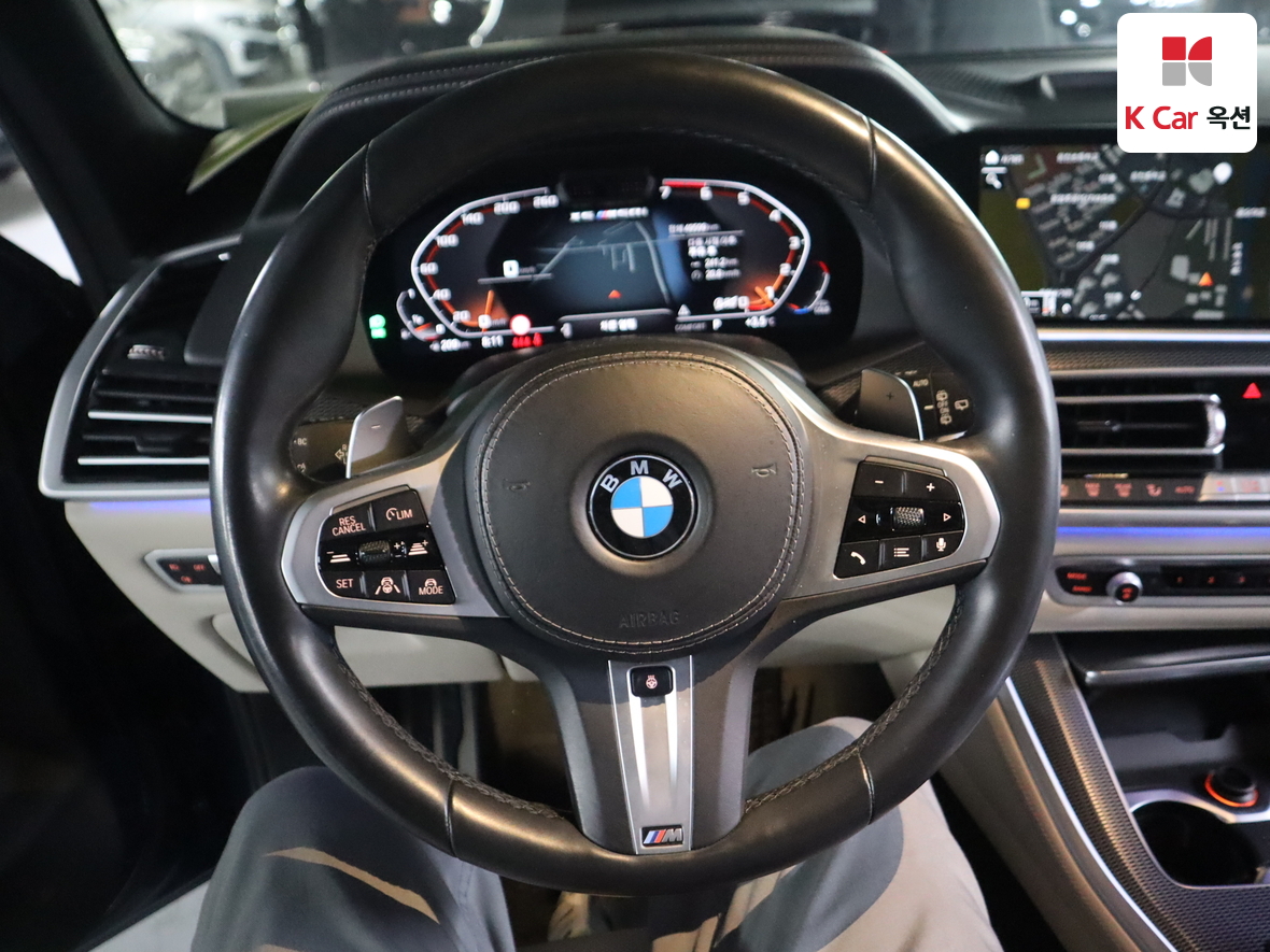 BMW X5 2021 - Image 10