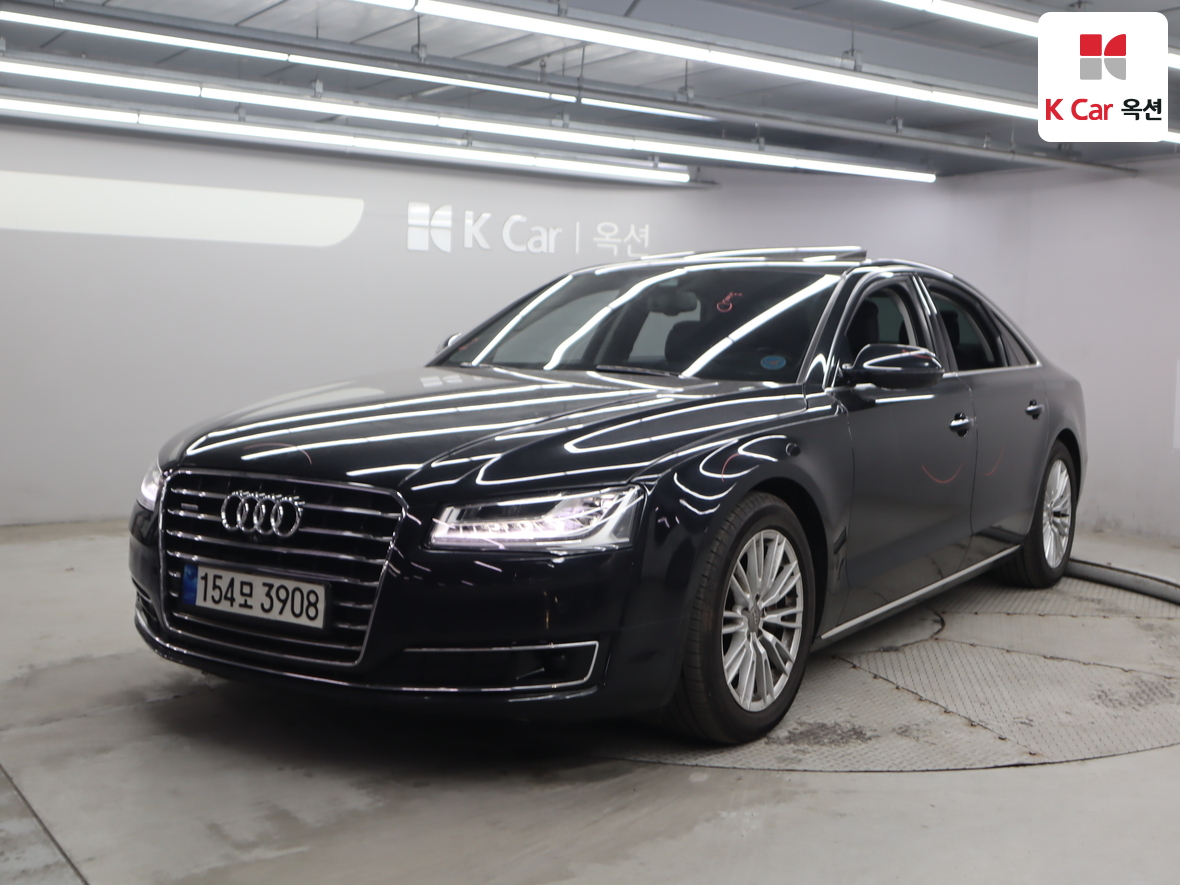 أودي A8 2015 - صورة 1