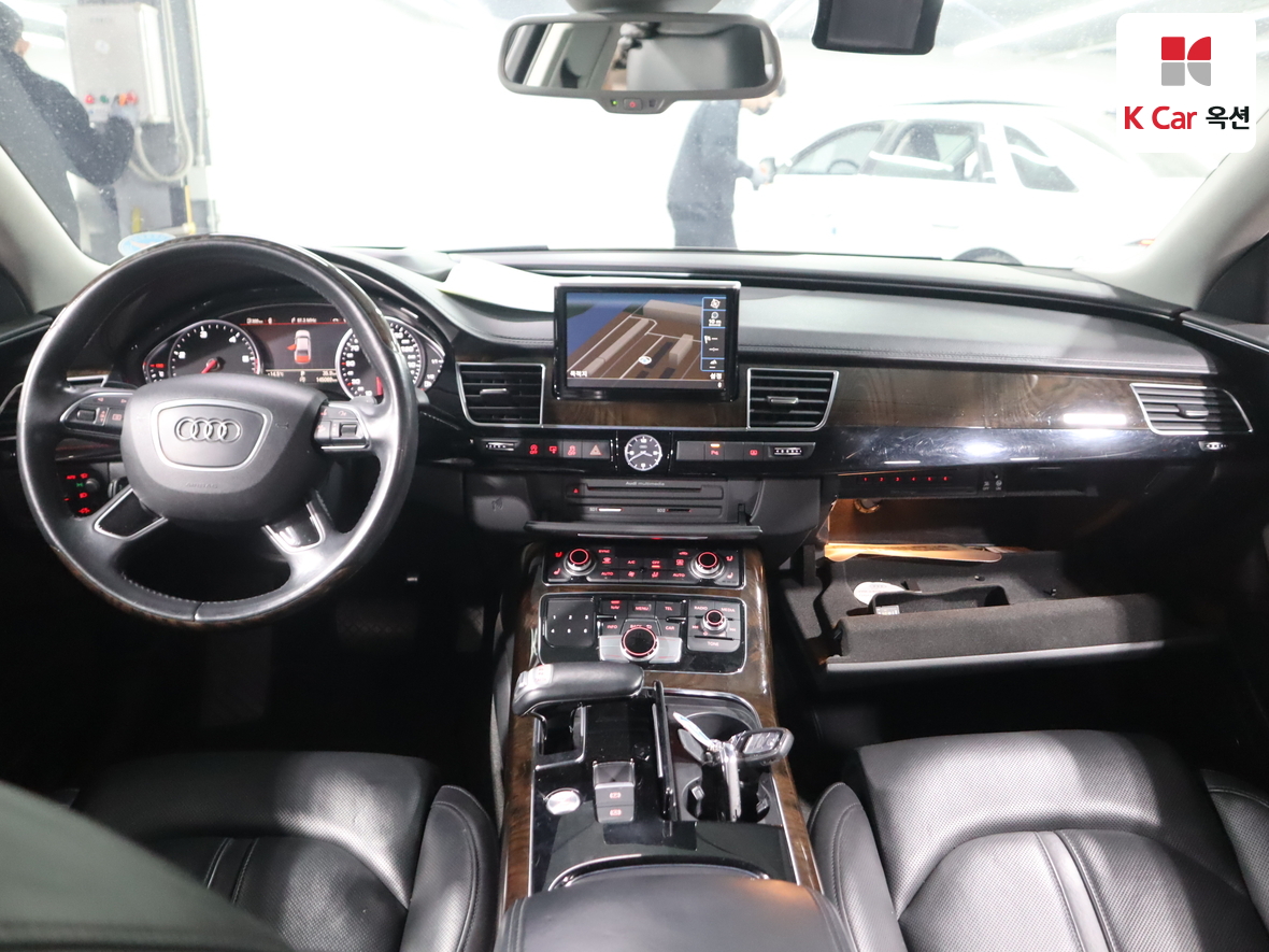 أودي A8 2015 - صورة 3