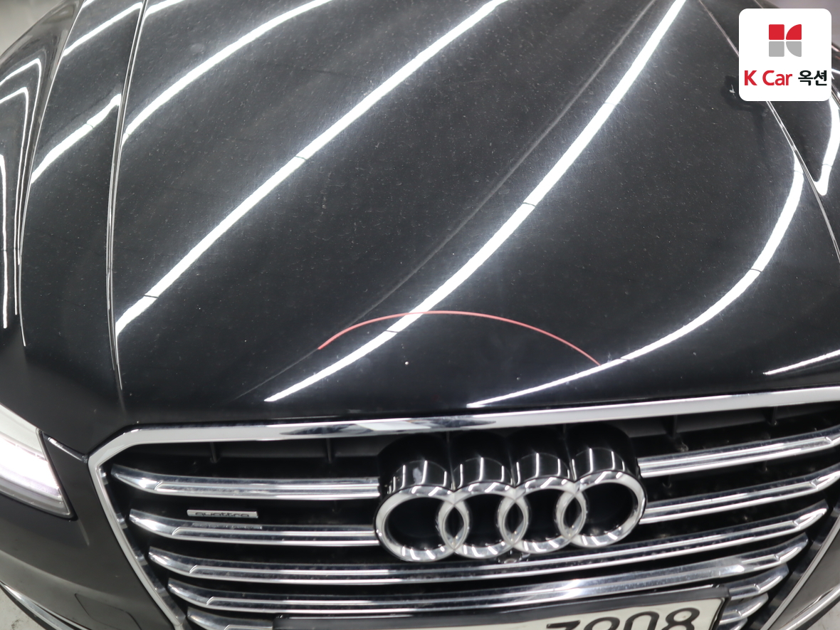 أودي A8 2015 - صورة 49