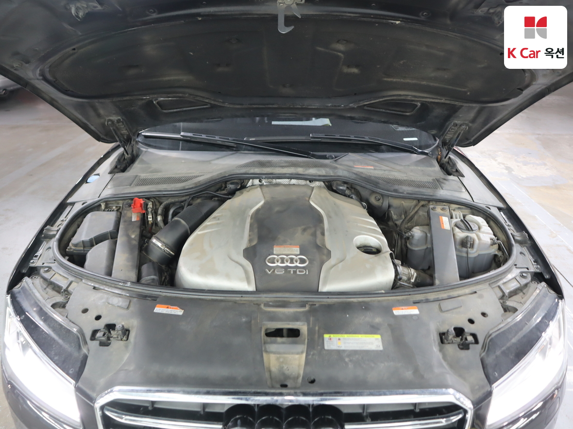 أودي A8 2015 - صورة 37