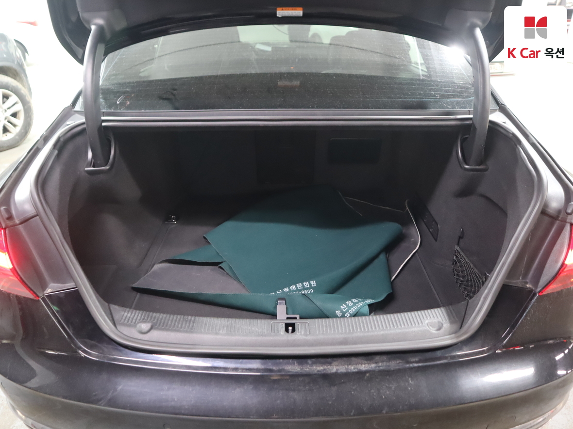 أودي A8 2015 - صورة 29