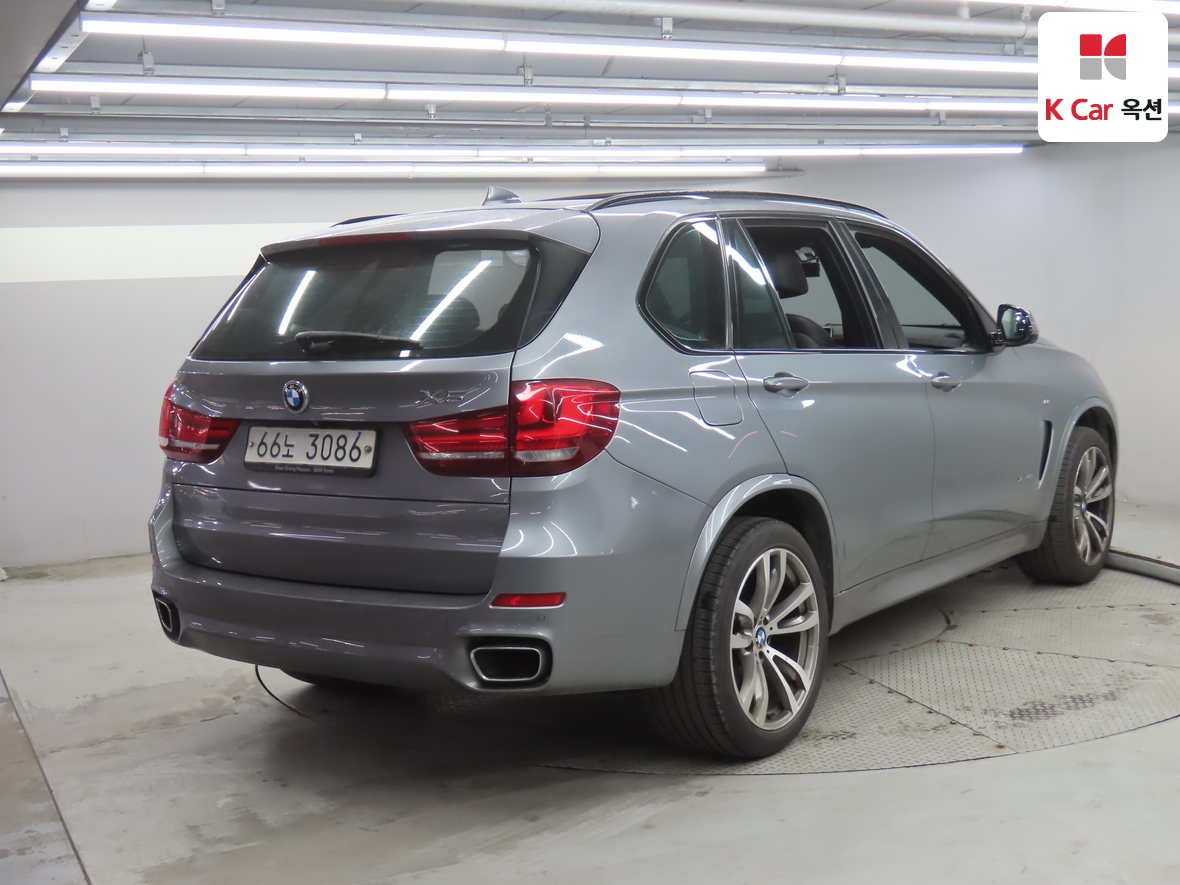 BMW X5 2014 - Image 2