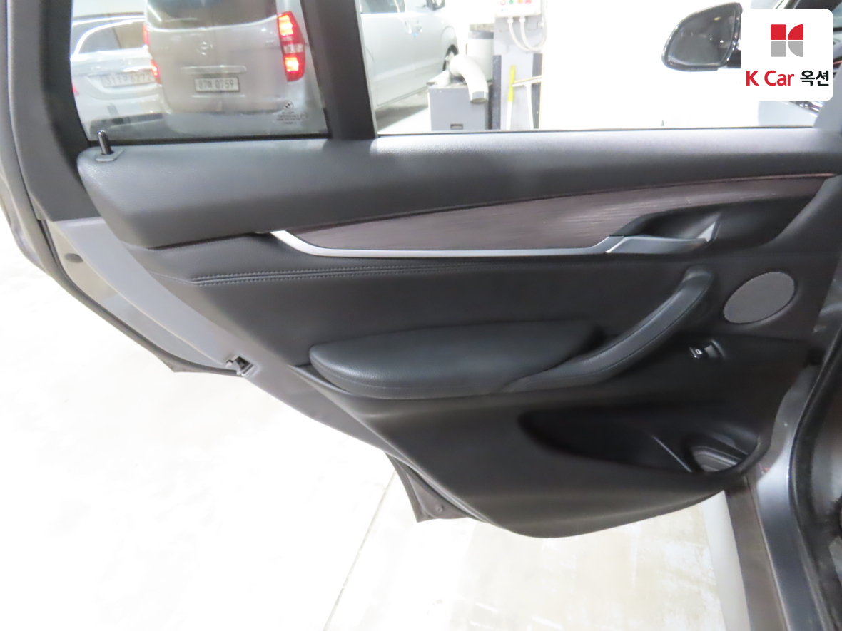 BMW X5 2014 - Image 24