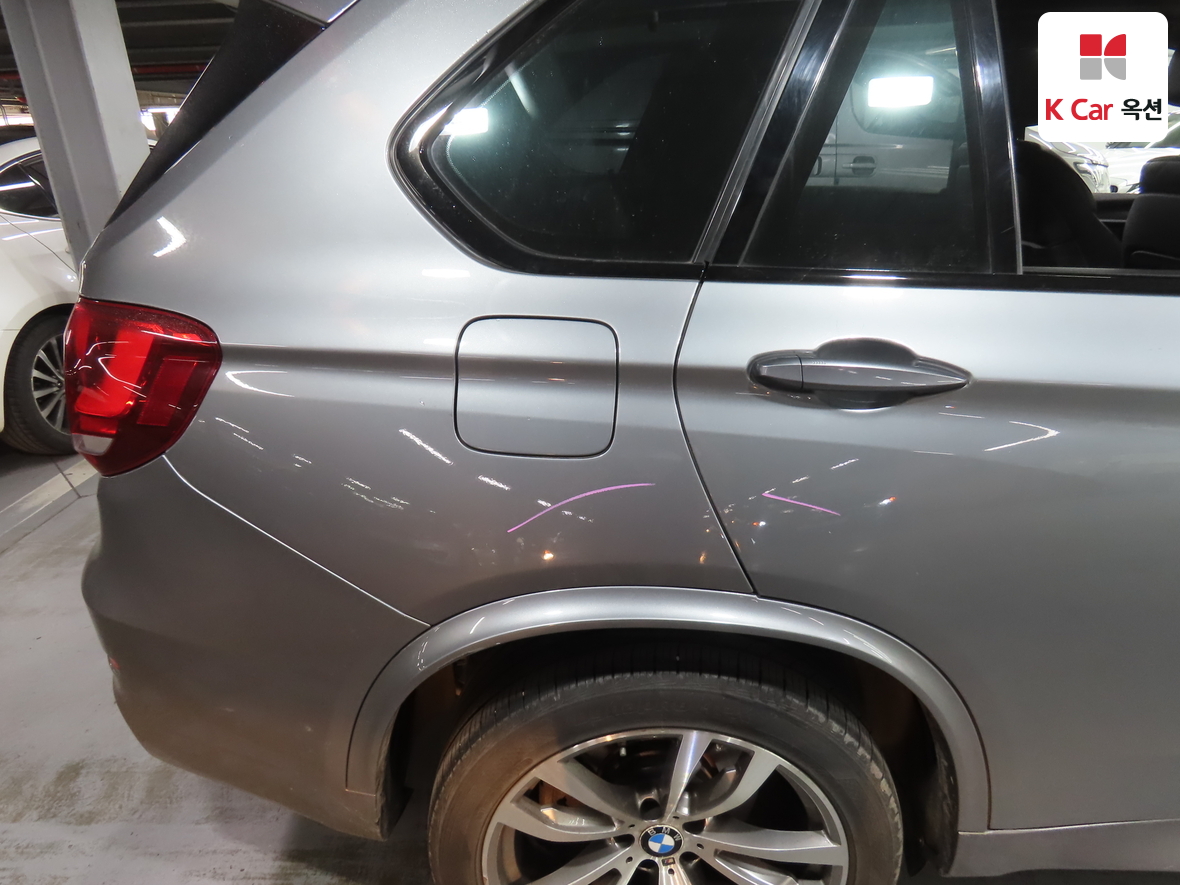 BMW X5 2014 - Image 42