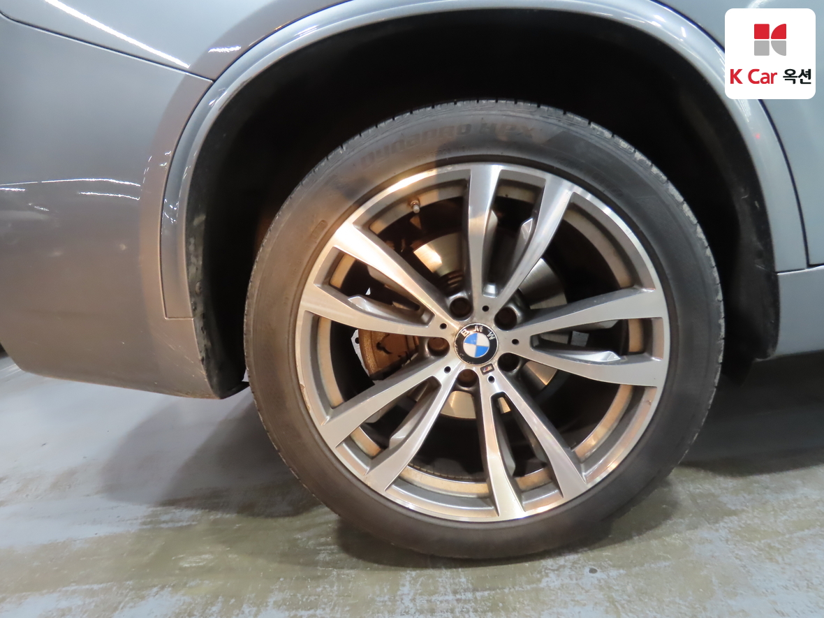 BMW X5 2014 - Image 44