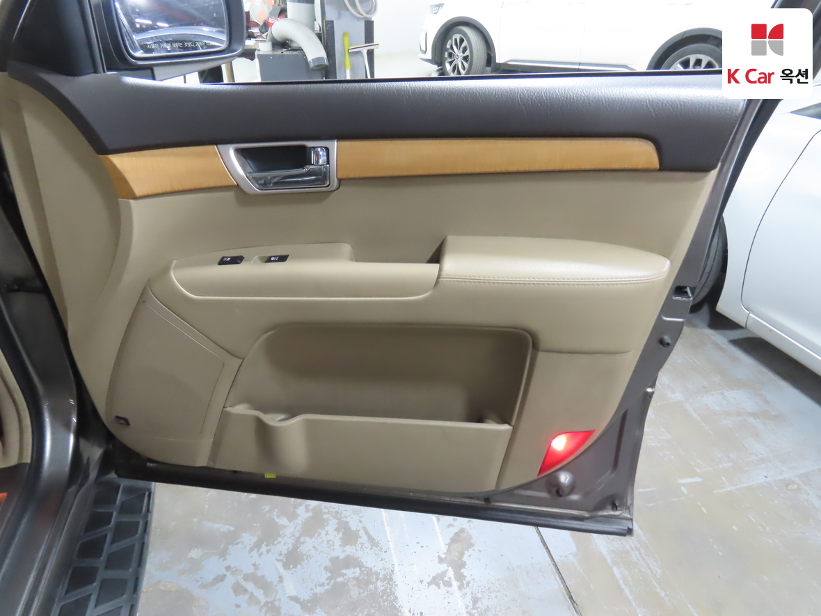 Kia Mohave 2011 - Image 32