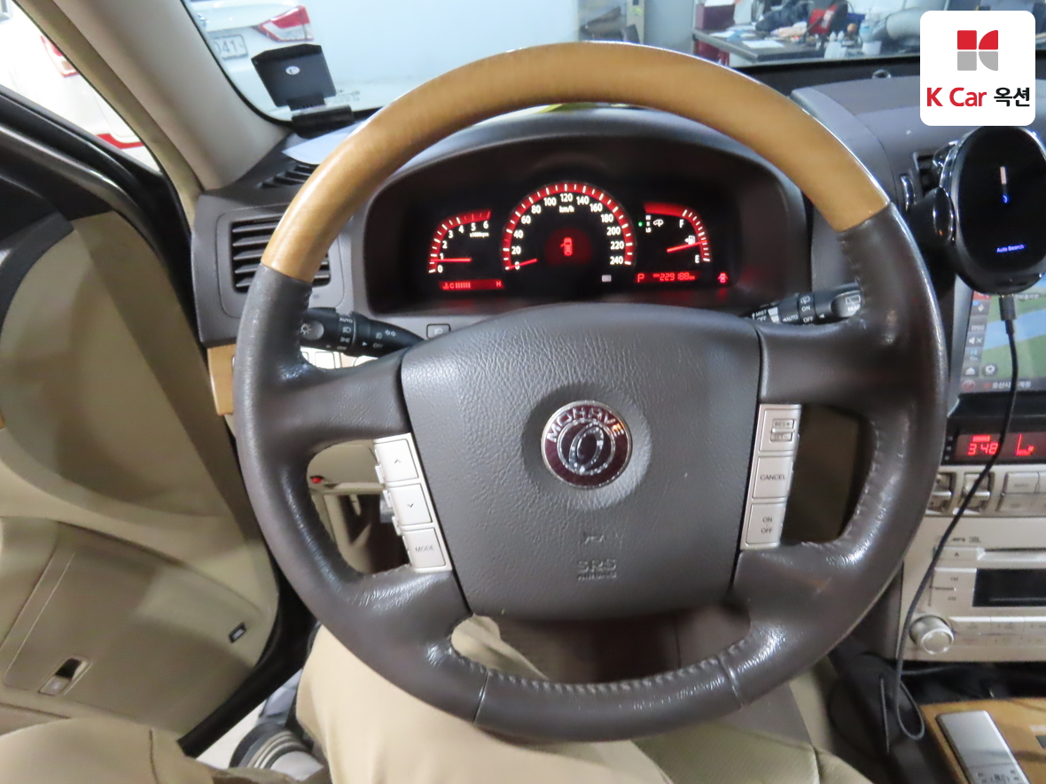 Kia Mohave 2011 - Image 10