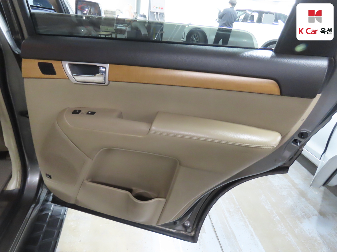 Kia Mohave 2011 - Image 30