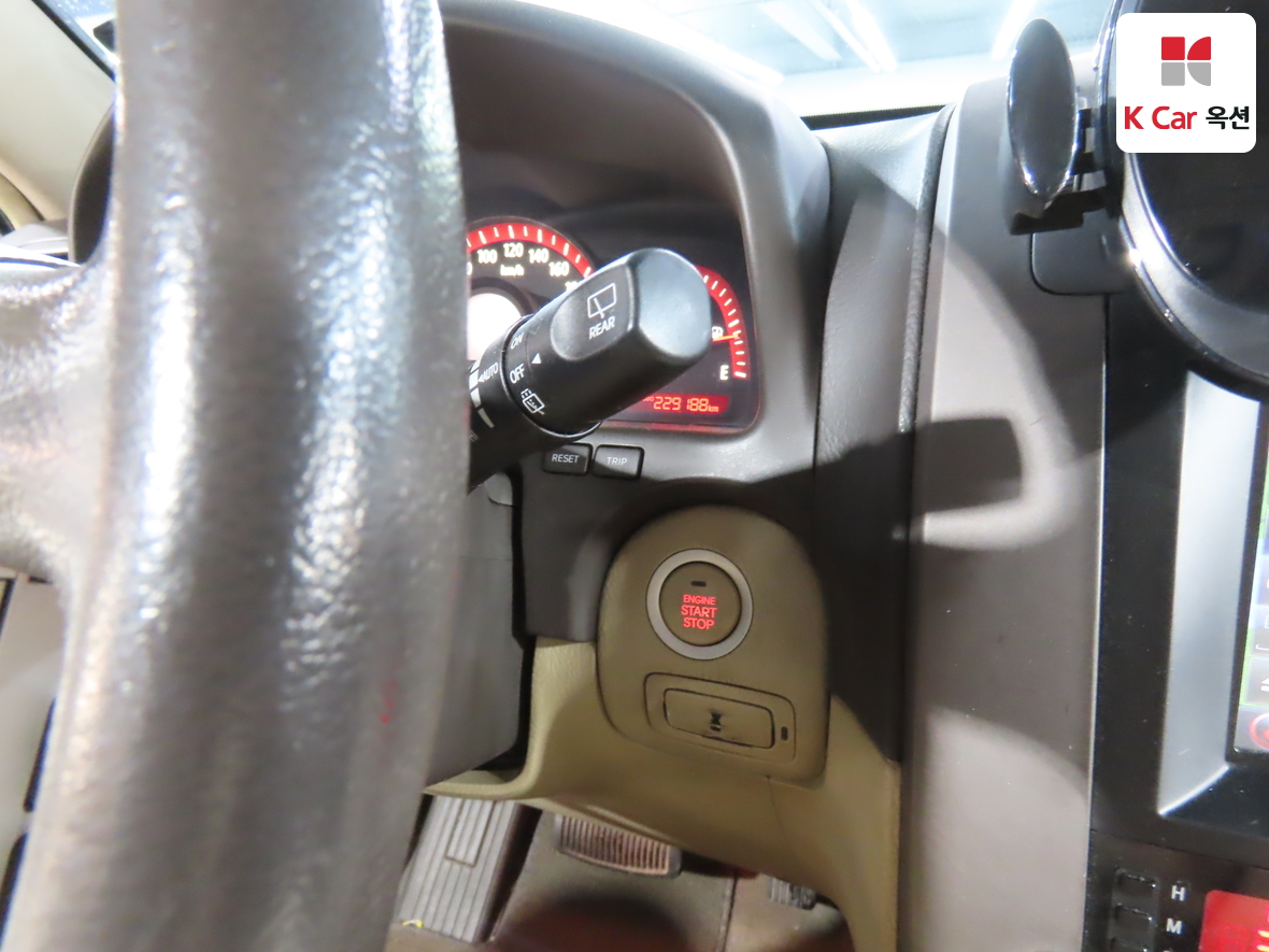 Kia Mohave 2011 - Image 11