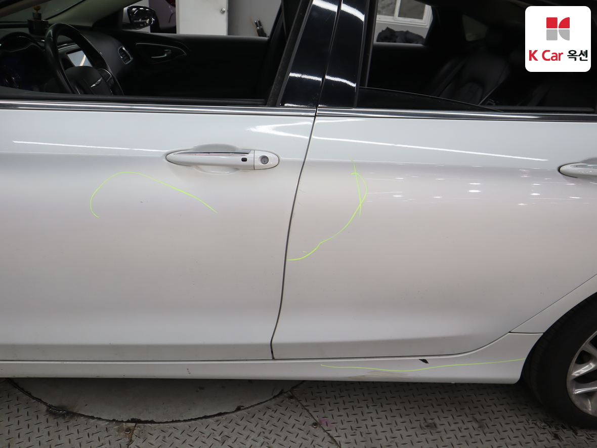 Chrysler 200 2015 - Image 43