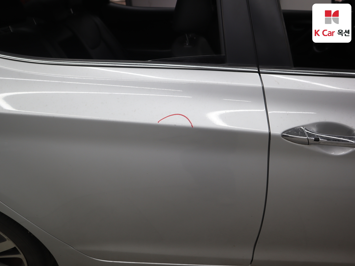 Hyundai Elantra 2015 - Image 42