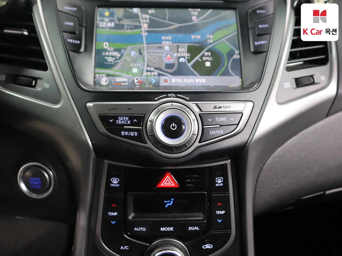 Hyundai Elantra 2015 - Image 16