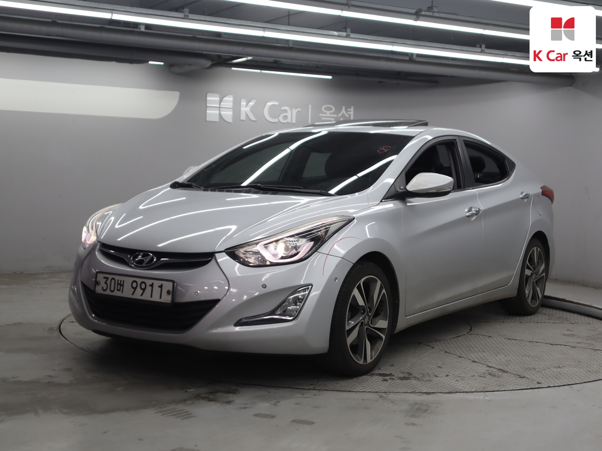 Hyundai Elantra 2015 - Image 1