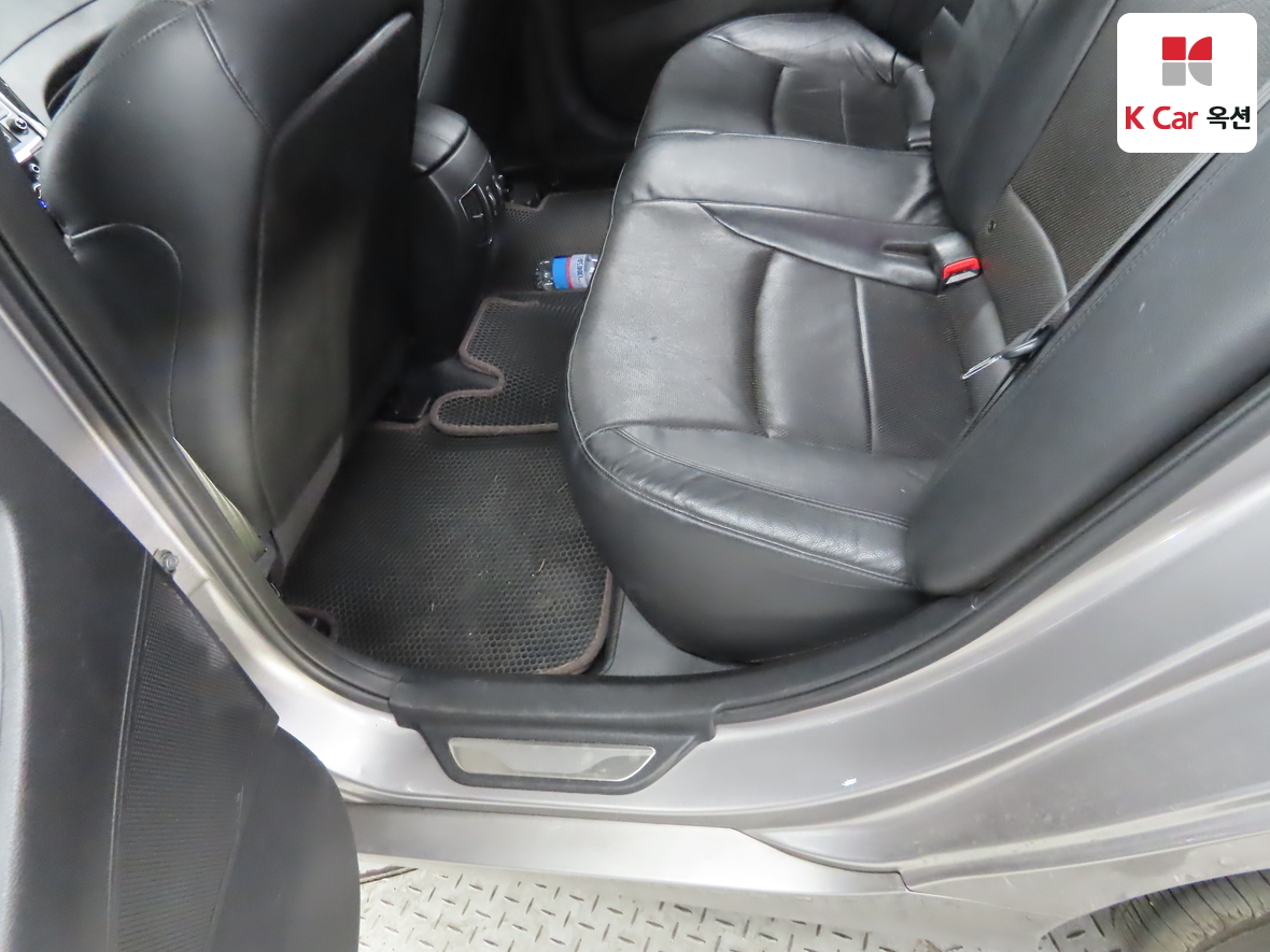 Hyundai Sonata 2011 - Image 24