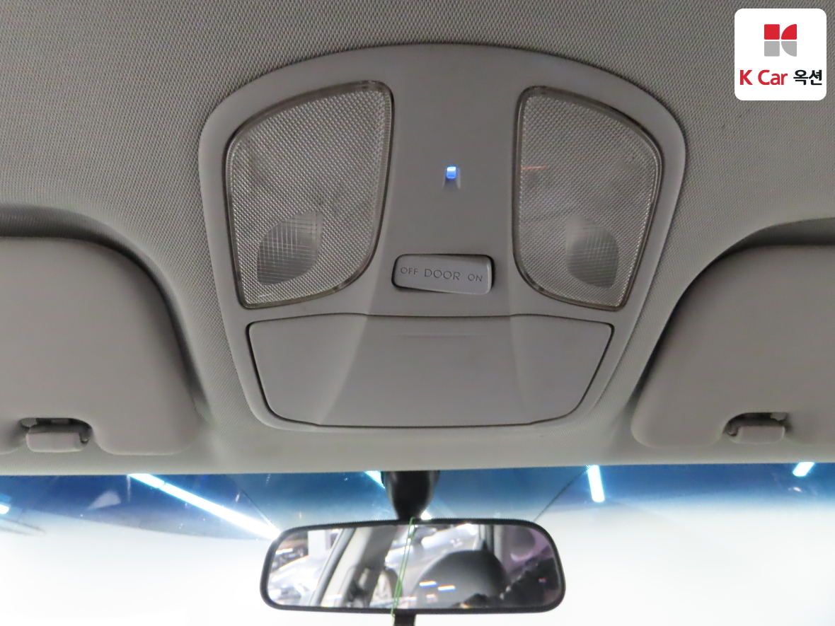 Hyundai Sonata 2011 - Image 12