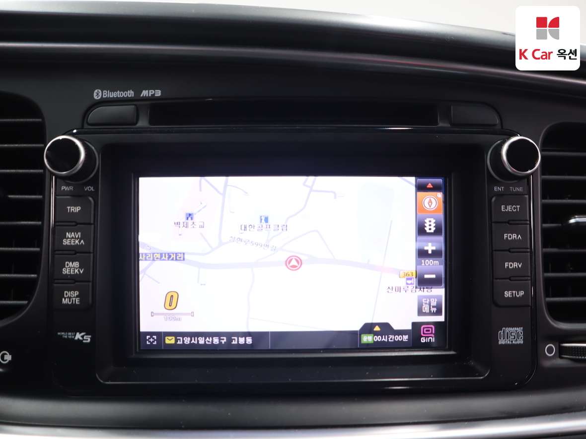 كيا K5 2015 - صورة 15