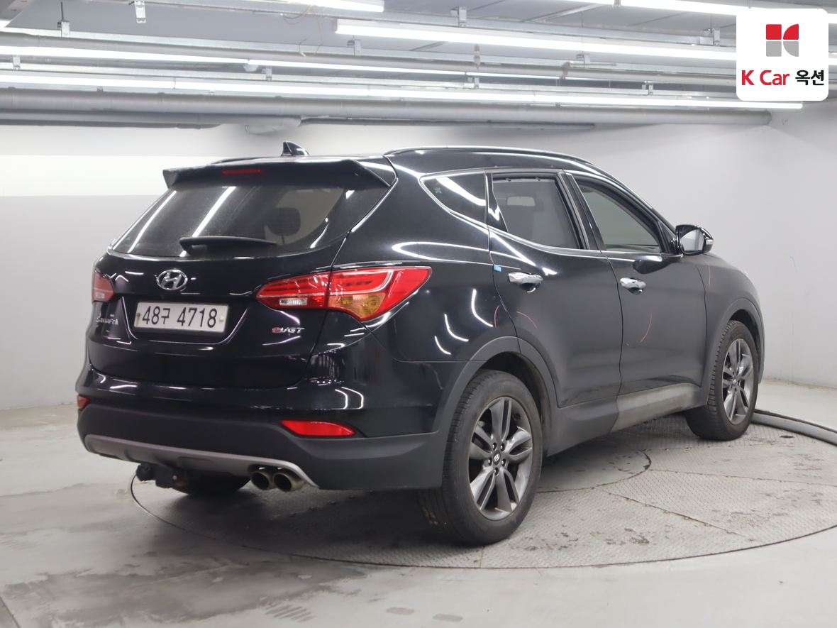 Hyundai Santa Fe 2015 - Image 2