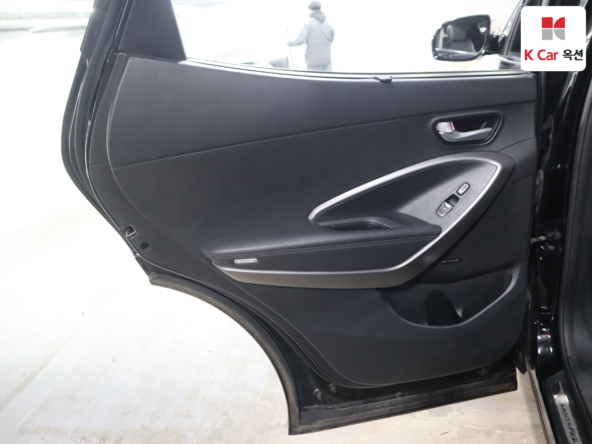 Hyundai Santa Fe 2015 - Image 26