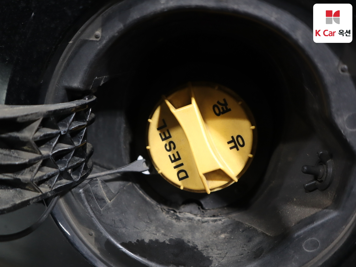 Hyundai Santa Fe 2015 - Image 28