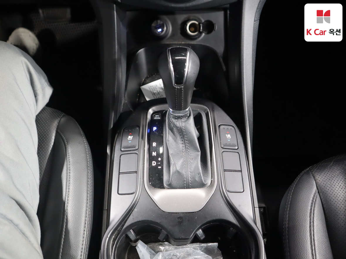 Hyundai Santa Fe 2015 - Image 17