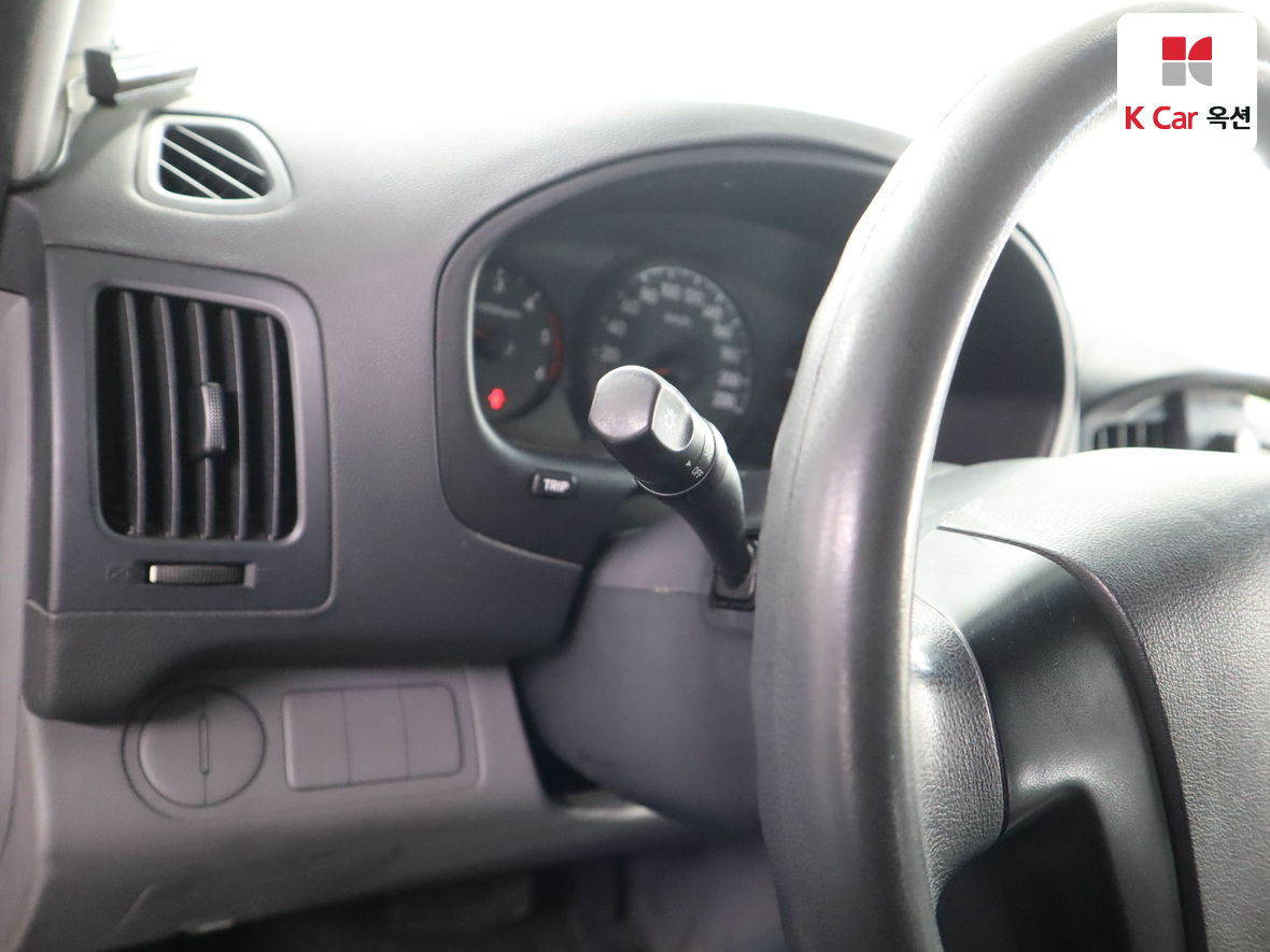 Hyundai Grand Starex 2009 - Image 9