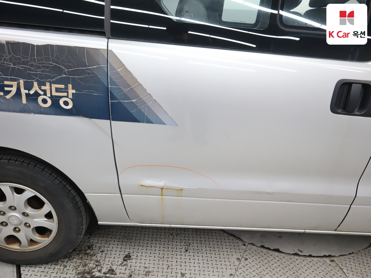 Hyundai Grand Starex 2009 - Image 40
