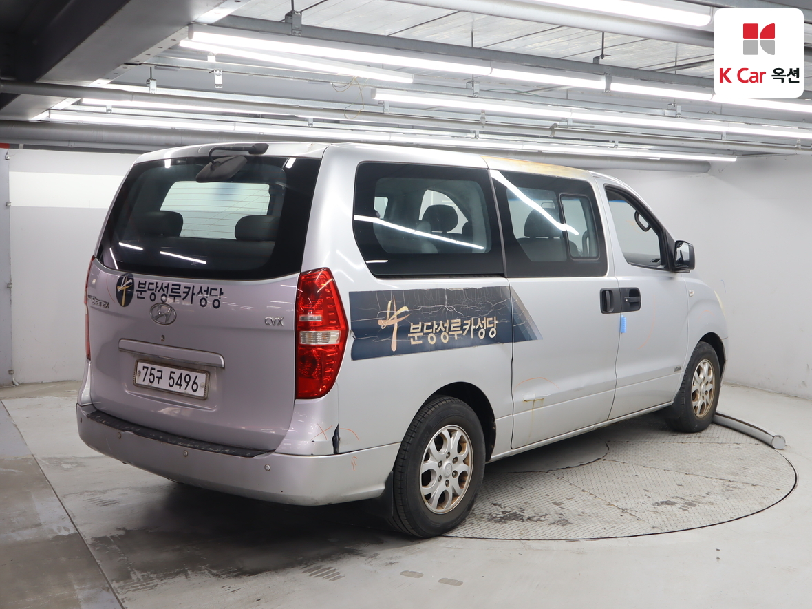 Hyundai Grand Starex 2009 - Image 2