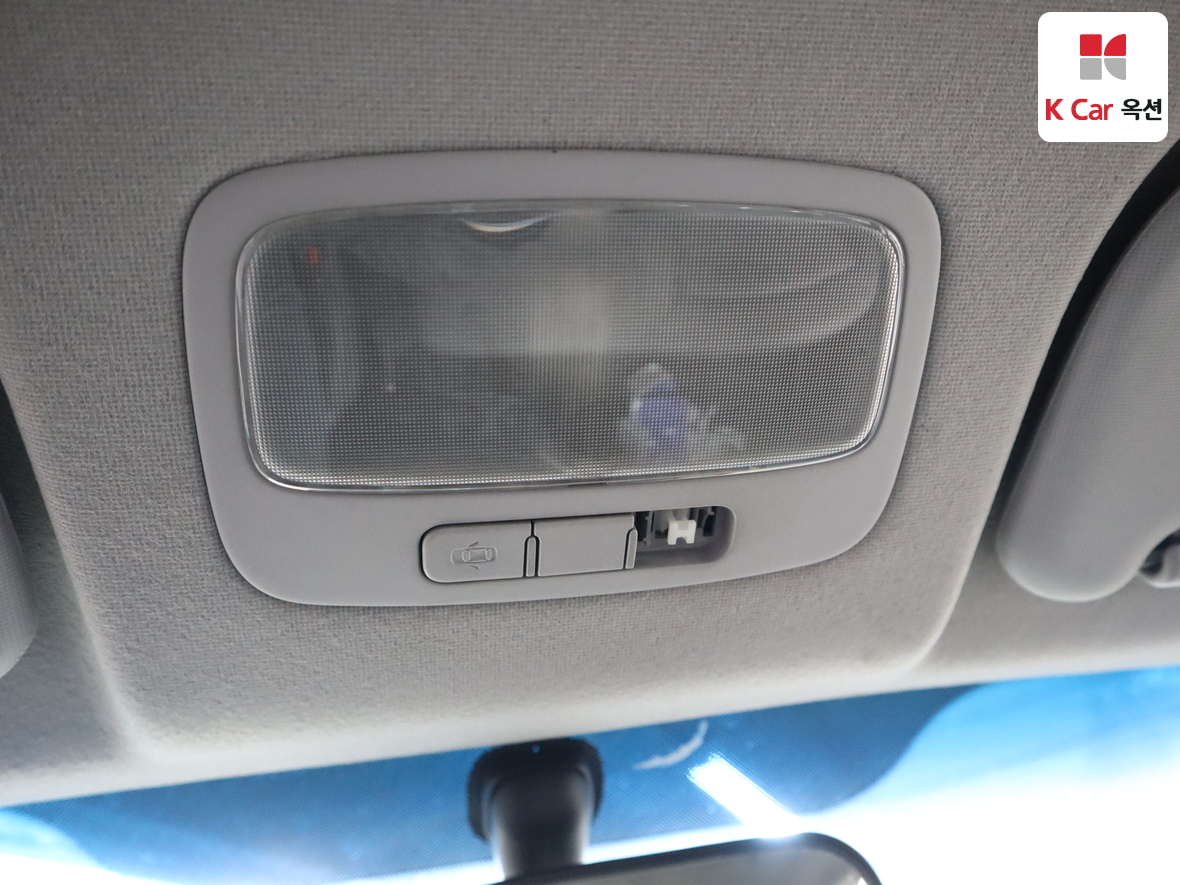 Hyundai Grand Starex 2009 - Image 12