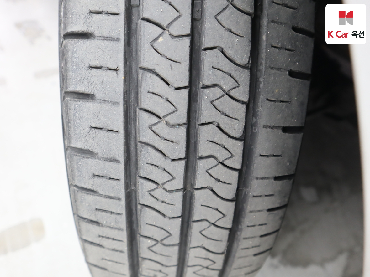 Hyundai Grand Starex 2009 - Image 31