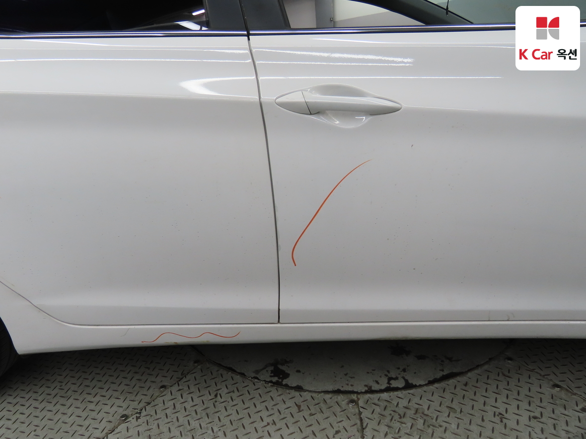 Hyundai Elantra 2014 - Image 42