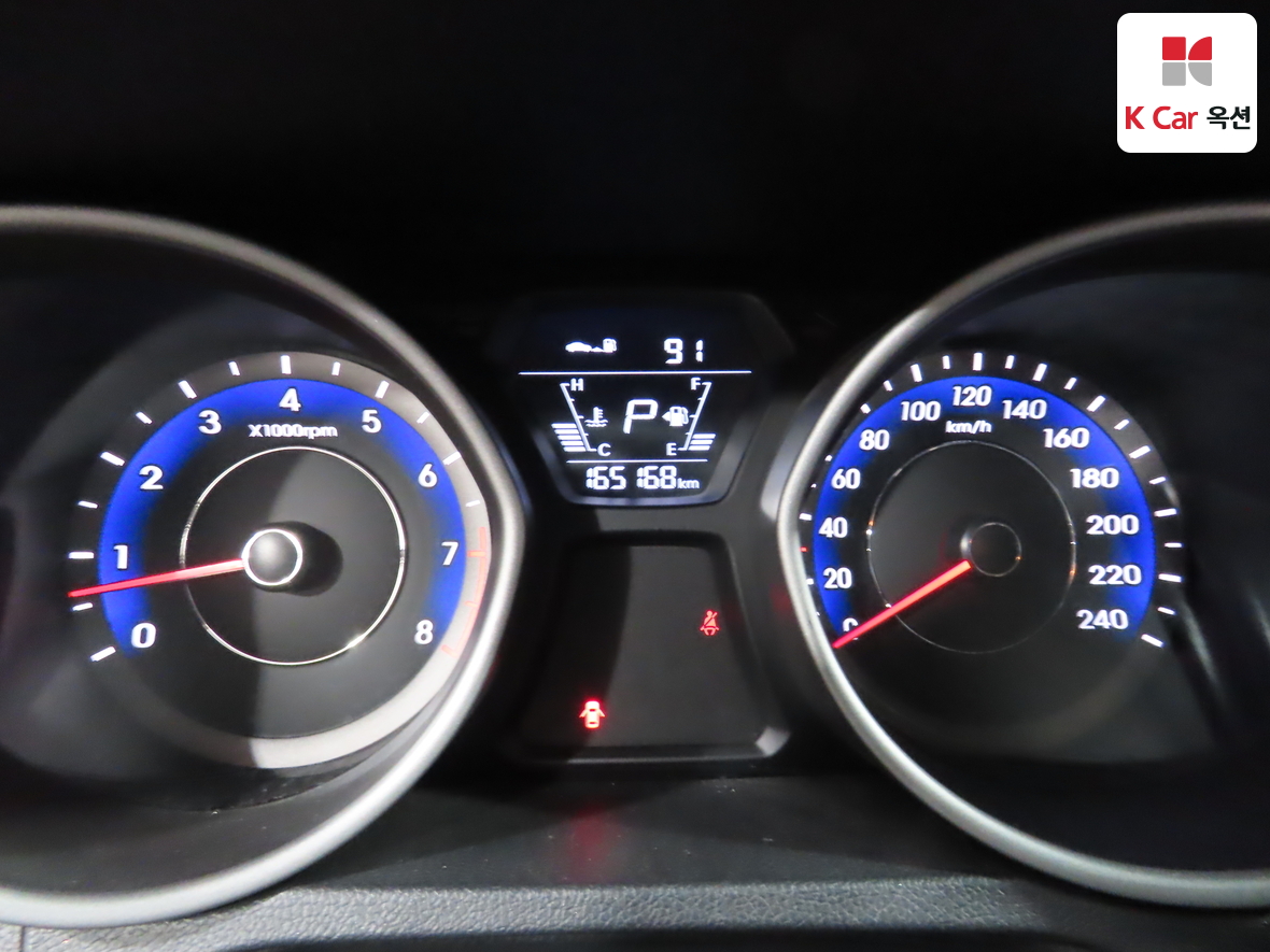 Hyundai Elantra 2014 - Image 5