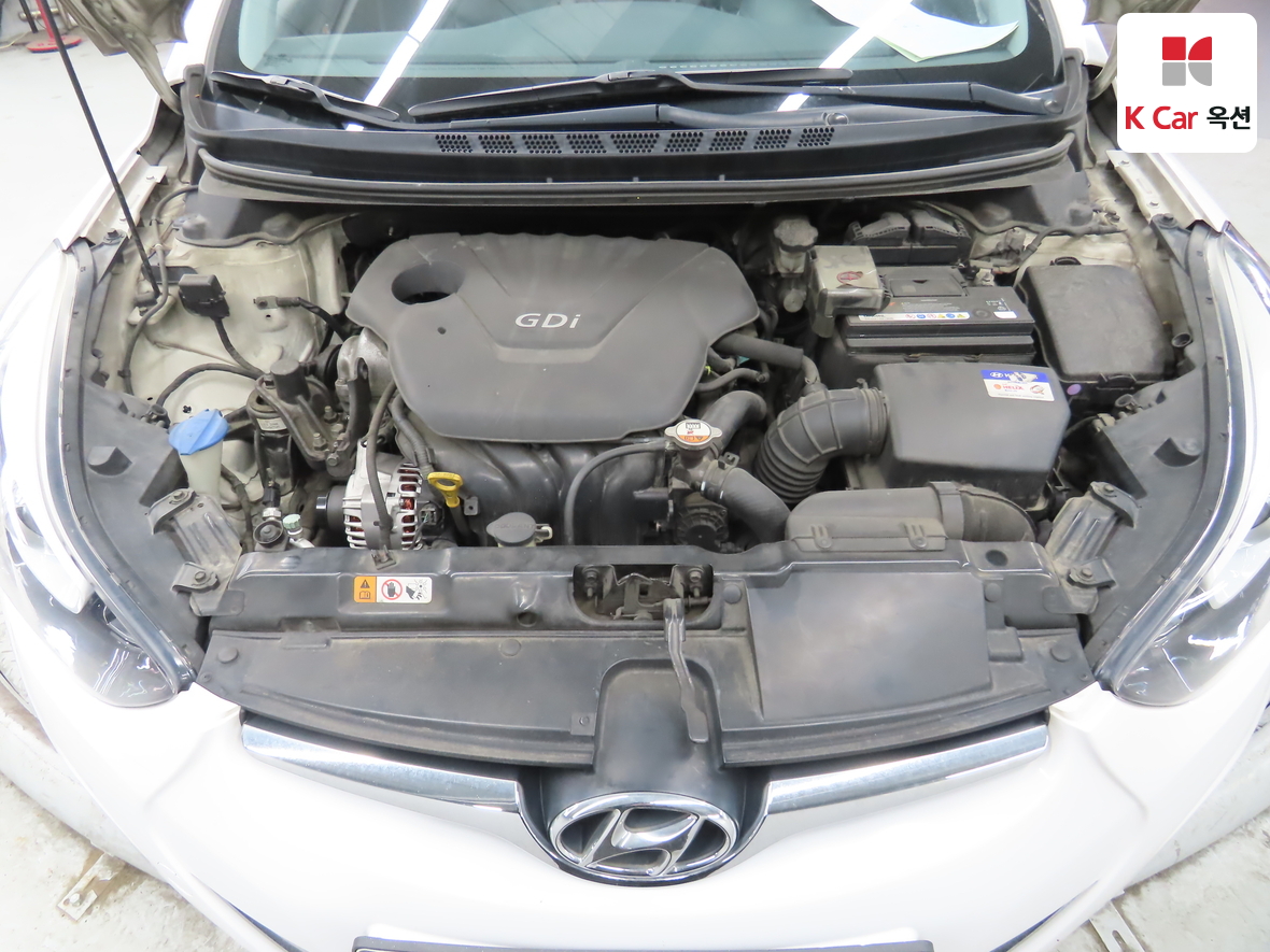 Hyundai Elantra 2014 - Image 31